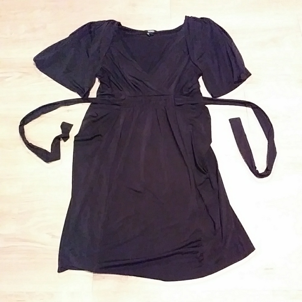 XOXO structured shoulder dress